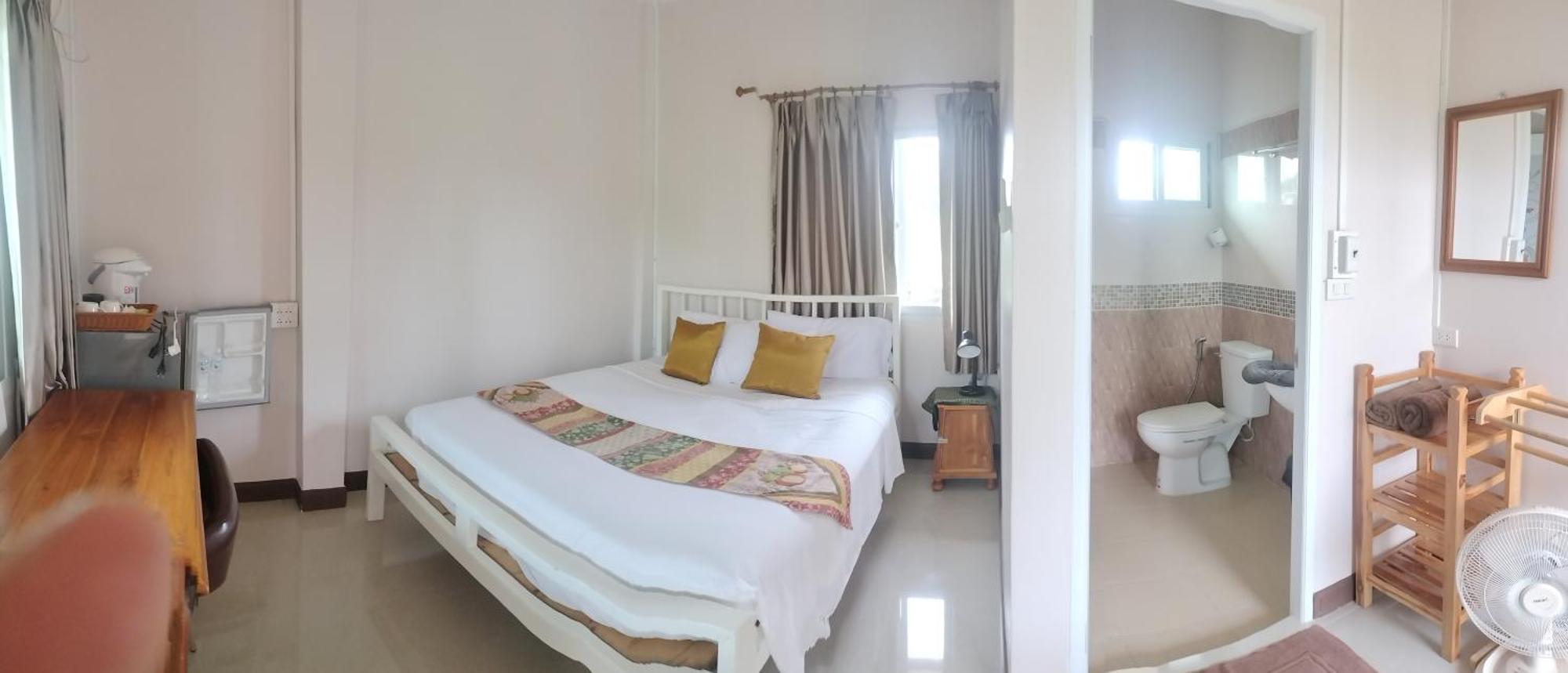 M-Plus Homestay Sukhothai Esterno foto